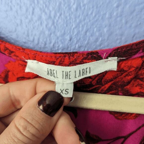 Abel the Label Dress Hi/Low Smocked Flutter Sleeve Red Pink Black Floral XSmall - Picture 5 of 11